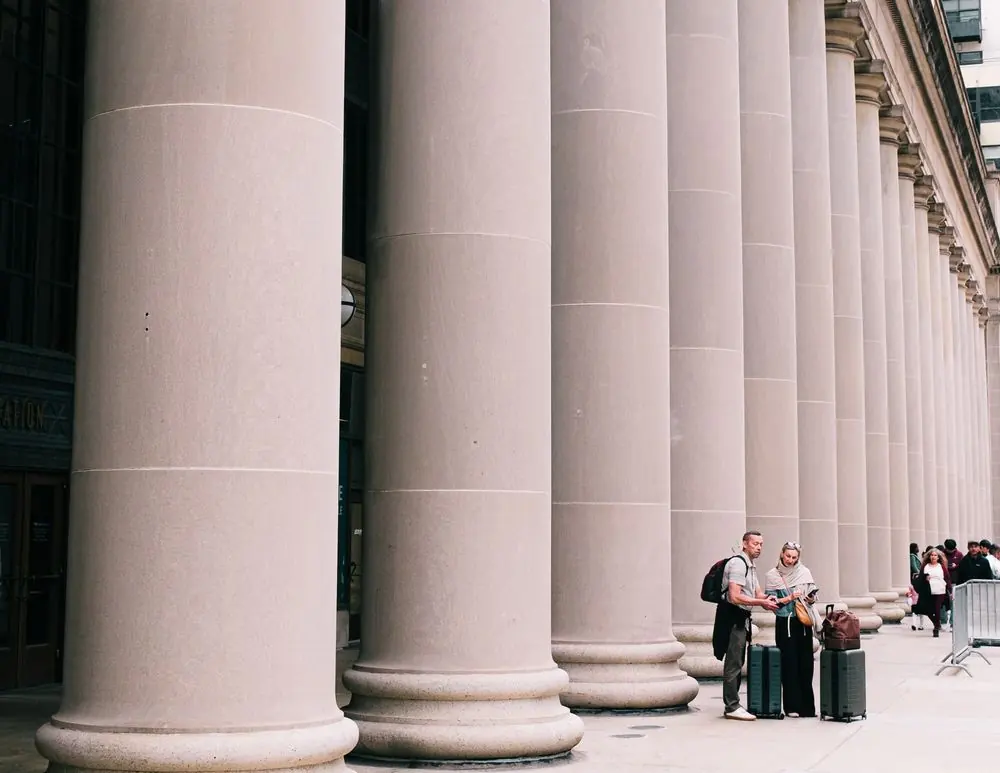 Classical courthouse columns and entrance steps
